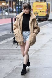 Maisie Williams - Out in NYC 09/10/2018
