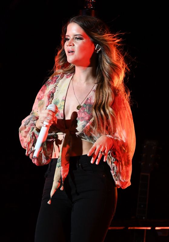 Maren Morris - Performing in West Palm Beach 09/23/2018