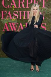 Michelle Hunziker – Green Carpet Fashion Awards in Milan 09/23/2018