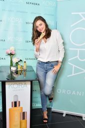 Miranda Kerr - Kora Organics Promotion at Sephora in Toronto 09/21/2018