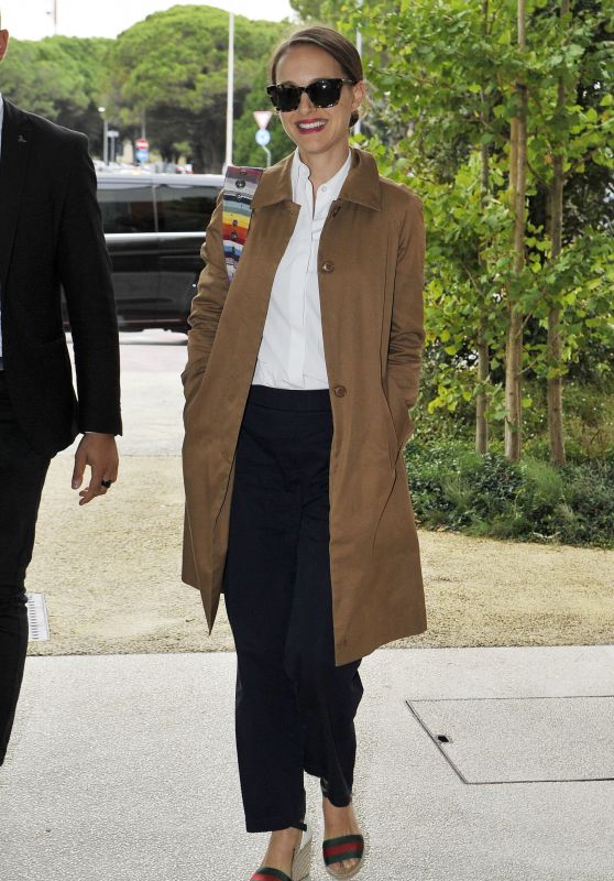 Natalie Portman - Arrives in Venice, Italy 09/01/2018 • CelebMafia