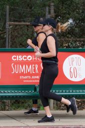 Reese Witherspoon - Morning Jog in LA 09/01/2018