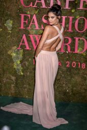 Sara Sampaio – Green Carpet Fashion Awards in Milan 09/23/2018