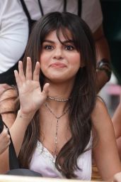 Selena Gomez – Coach Host Meet + Greet With Selena Gomez in LA 09/05/2018 (Part III)