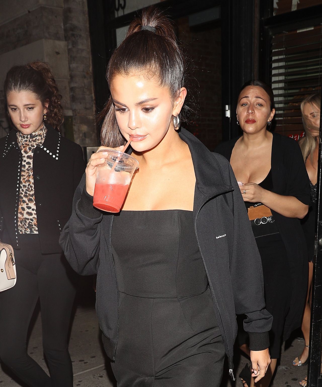 Selena Gomez Night Out in NYC 09/08/2018 • CelebMafia