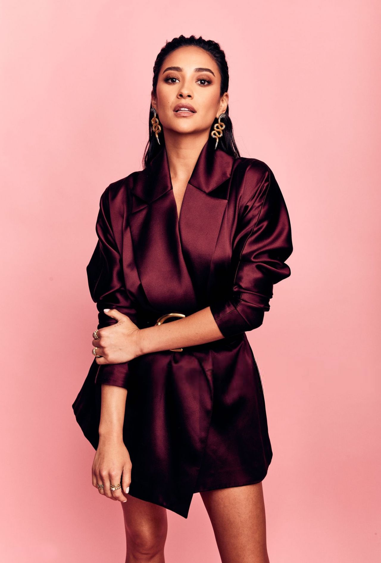 Shay Mitchell - Summers TCA Portraits Session, 2018 • CelebMafia