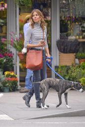 Sienna Miller Walks Her Dog in NYC 09/21/2018