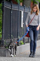 Sienna Miller Walks Her Dog in NYC 09/21/2018