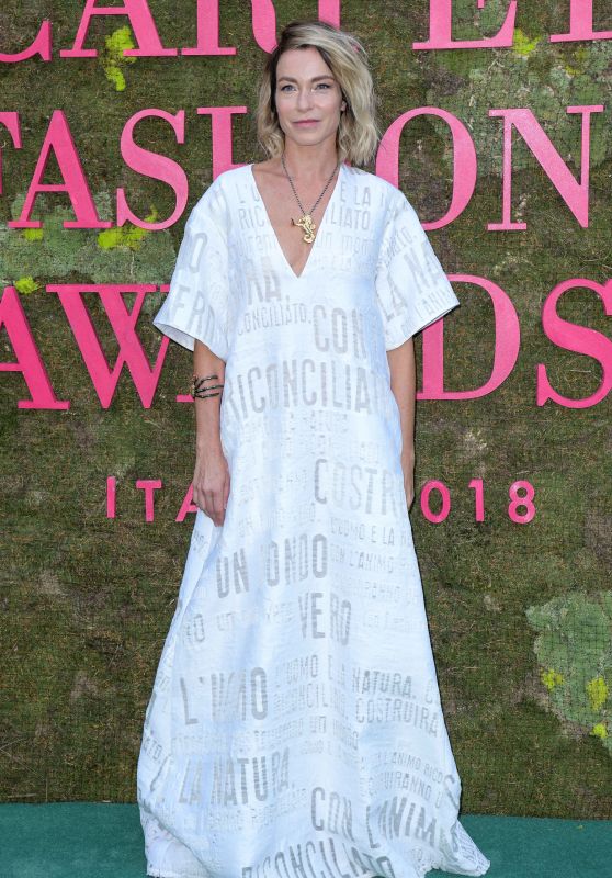Stefania Rocca – Green Carpet Fashion Awards in Milan 09/23/2018
