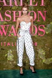 Stella Maxwell – Green Carpet Fashion Awards in Milan 09/23/2018