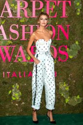 Stella Maxwell – Green Carpet Fashion Awards in Milan 09/23/2018