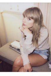 Taylor Swift - Personal Pics 09/17/2018
