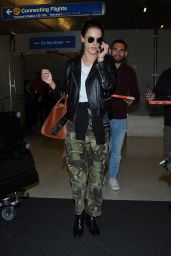 Alessandra Ambrosio - Arriving to LAX Airport in LA 10/03/2018