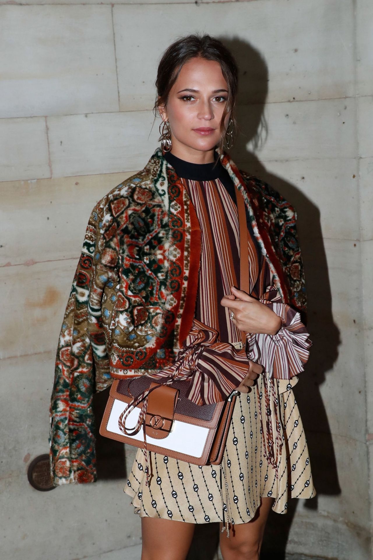 Alicia Vikander – Louis Vuitton Show at Paris Fashion Week 10/04/2022 (more  photos) • CelebMafia