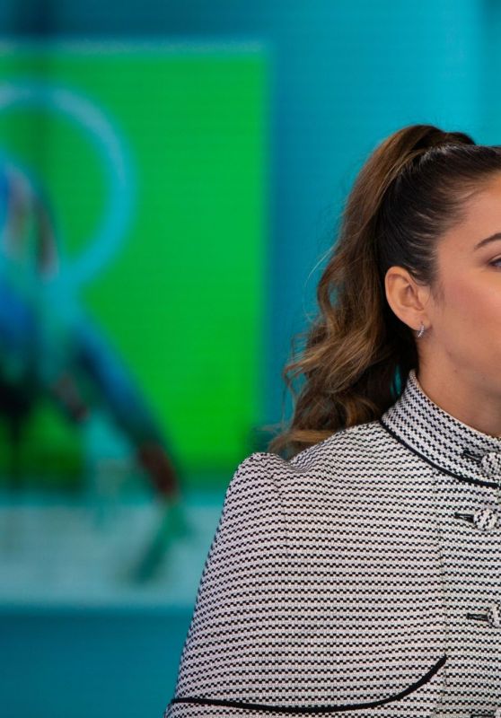 Aly Raisman Appeared on the Today Show in NYC 10/30/2018 • CelebMafia