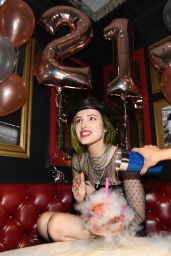 Bella Thorne Celebrate Her 21st Birthday in Las Vegas