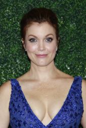 Bellamy Young - Farm Sanctuary On the Hudson Gala in NY 10/04/2018