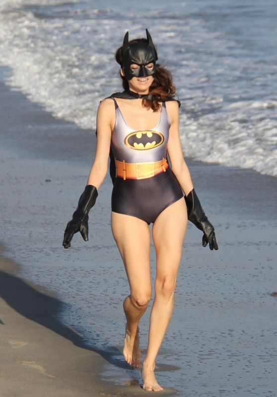 Blanca Blanco is Batwoman - Beach in Malibu 10/30/2018