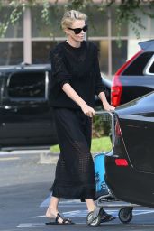 Charlize Theron - Heads to the Grocery Store in Los Angeles 09/29/2018