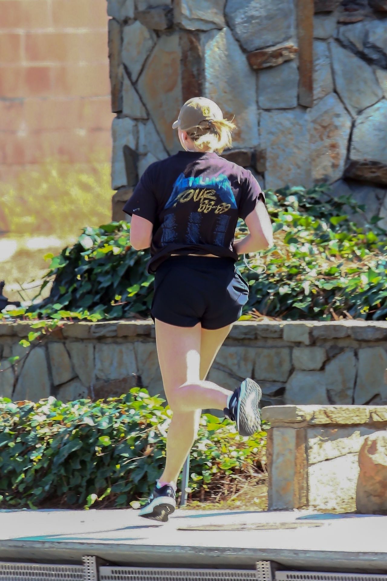 Chloe Moretz - Morning Workout in LA 10/22/2018 • CelebMafia