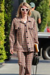 Emma Roberts - Leaving a Salon in Los Angeles 10/30/2018