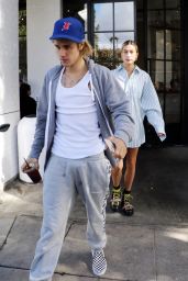 Hailey Baldwin and Justin Bieber - Breakfast at Joans on Third in LA 10/04/2018