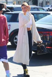 Hailey Baldwin and Justin Bieber Out in Los Angeles 10/17/2018
