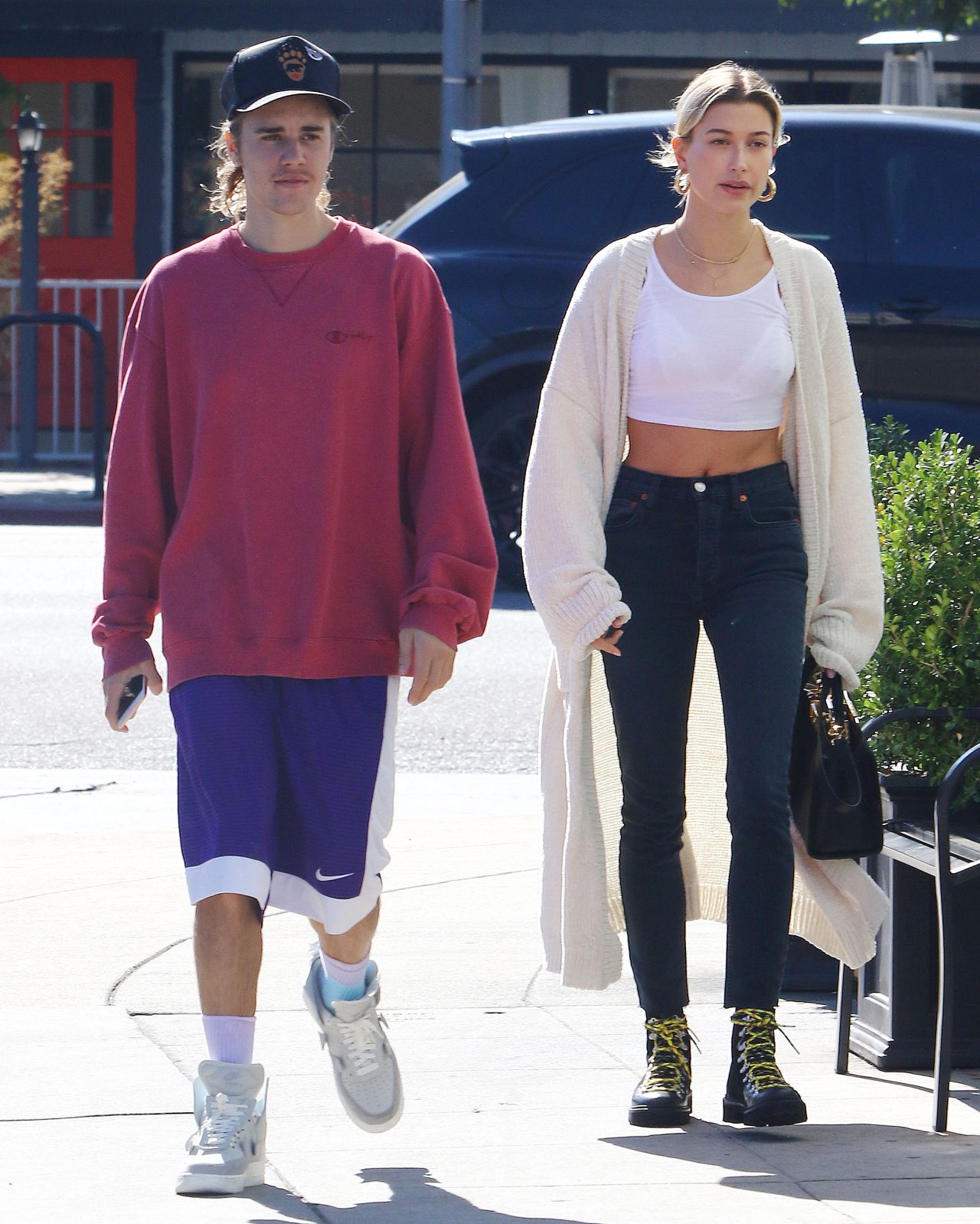 Hailey Baldwin Style, Clothes, Outfits and Fashion• Page 3 of 49 ...