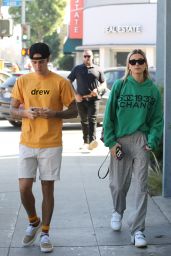 Hailey Baldwin and Justin Bieber Street Style - Los Angeles 10/23/2018