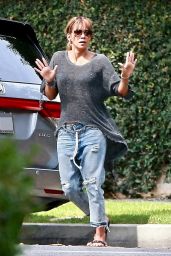 Halle Berry in Beverly Hills 10/06/2018