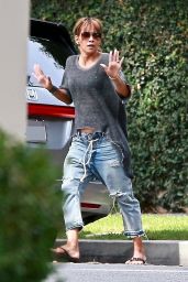 Halle Berry in Beverly Hills 10/06/2018