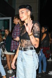 Halsey - Arriving at the Migos and Drake Concert in LA