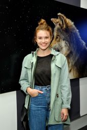 Holland Roden – “National Geographic Photo Ark” Exhibit in Century City 10/11/2018