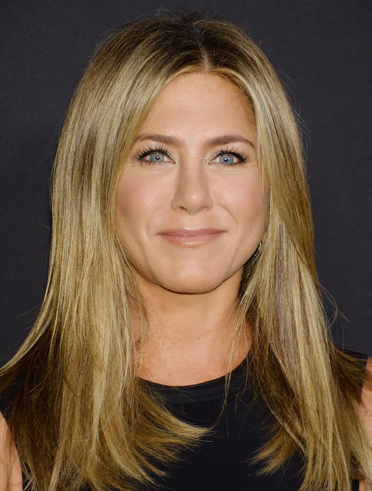Jennifer Aniston 2018 InStyle Awards CelebMafia