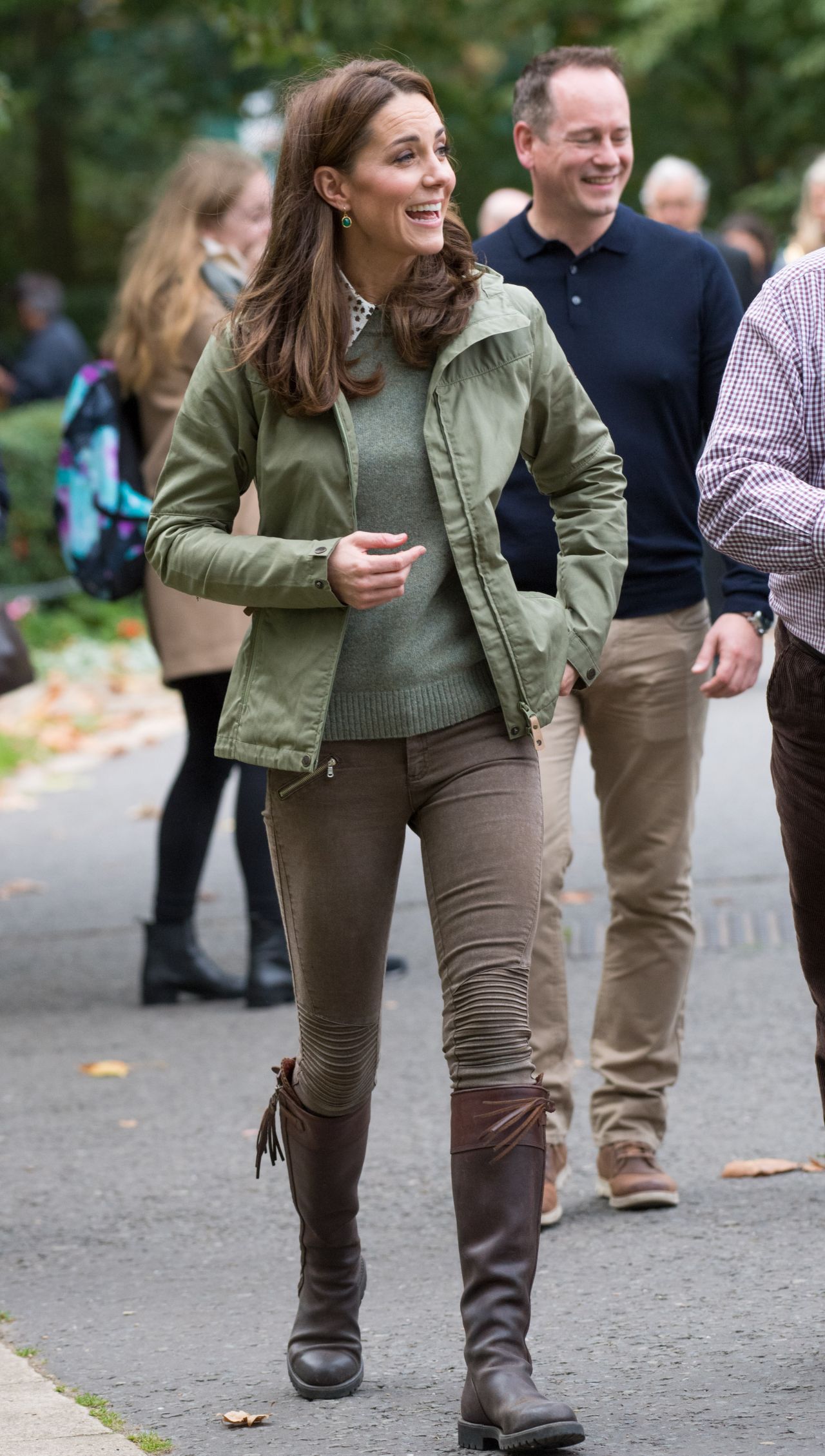 Kate Middleton - Visiting a School in London 10/02/2018 • CelebMafia