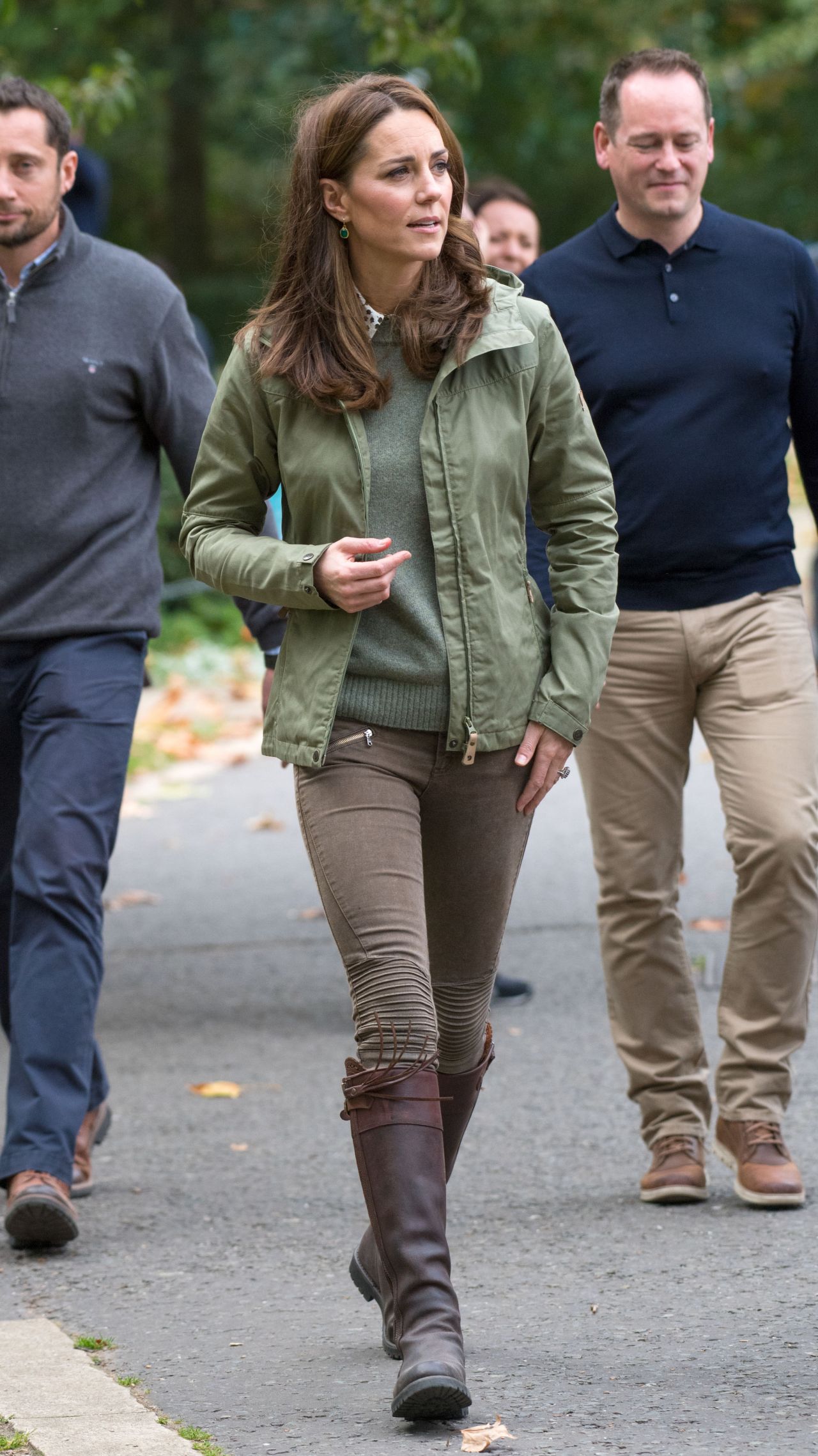 Kate Middleton - Visiting a School in London 10/02/2018 • CelebMafia