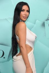 Kim Kardashian – 2018 Tiffany Blue Book Collection: The Four Seasons of Tiffany in NYC