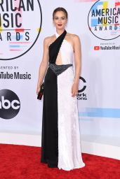 Leighton Meester – 2018 American Music Awards in Los Angeles