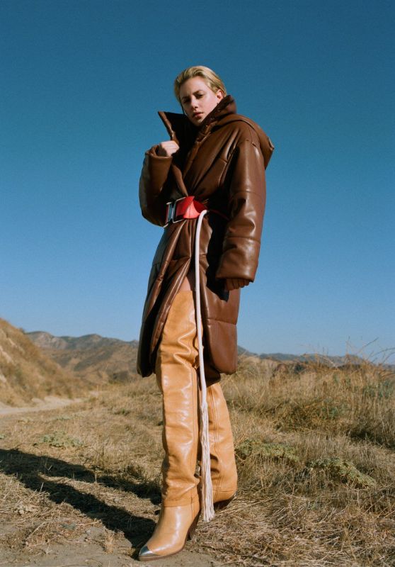 Lili Reinhart - Teen Vogue October 2018