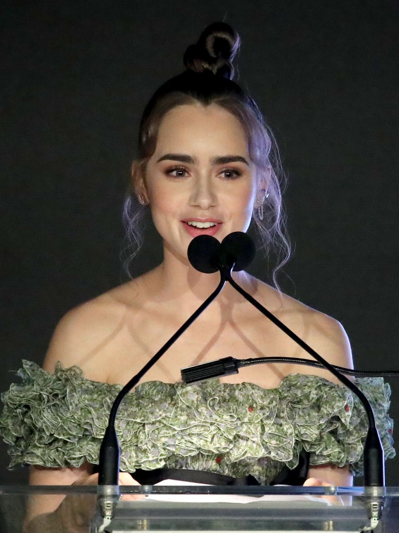 Lily Collins Los Angeles November 18, 2019 – Star Style