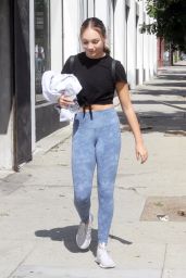 Maddie Ziegler - Leaving DWTS Rehearsal Studios in Los Angeles 10/10/2018