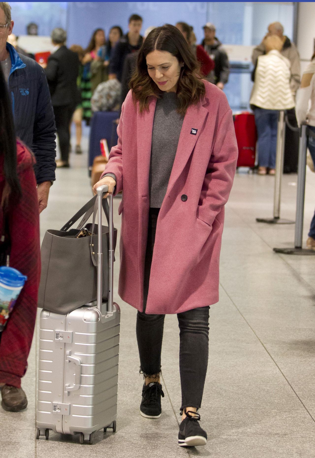 Mandy Moore in Travel Outfit - Arriving in Montreal 10/15/2018 • CelebMafia