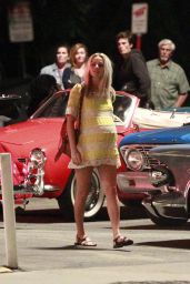 Margot Robbie - Filming "Once Upon a Time in Hollywood" in LA 10/10/2018