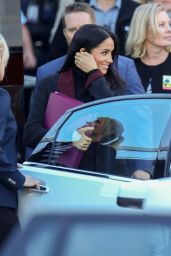 Meghan Markle and Prince Harry at Sydney International Airport