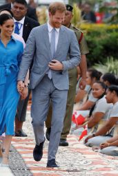 Meghan Markle and Prince Harry - International Airport in Tonga 10/26/2018