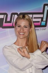 Michelle Hunziker - MIRACLE TUNES TV Fiction Photocall in Milan 09/30/2018