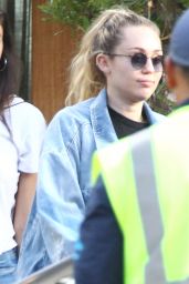 Miley Cyrus in Soho Malibu 09/30/2018