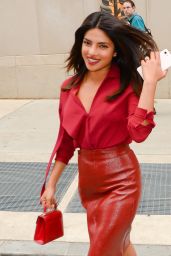 Priyanka Chopra is Stylish - Outside Her Apartment in NYC 10/09/2018