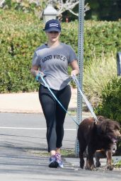 Reese Witherspoon - Taking Her Dogs Out For a Walk 10/29/2018