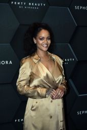 Rihanna - Launch of Her New Stunna Lip Paint 